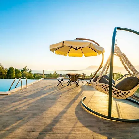 Avci Duo 4*